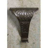 Picture Rail Hook - Antique Iron - Decorative 'USA' style picture rail hook.